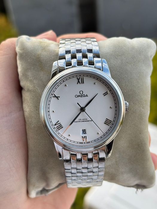 Ceas automatic barbatesc Omega Co-Axial