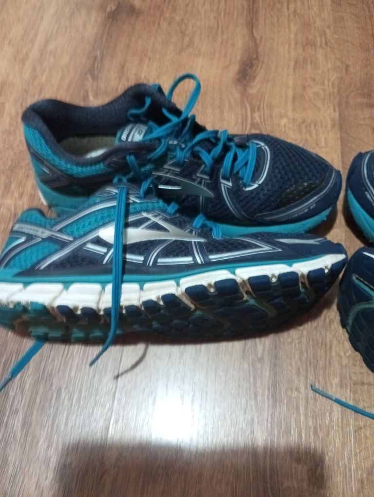 Маратонки за бягане BROOKS No44, 28см.