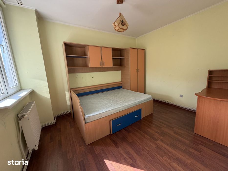 Apartament 3 camere Mioveni, Et3, Casa de Cultura, 2 balcoane