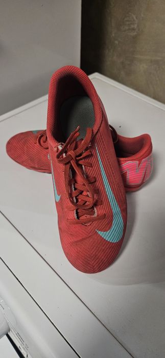 Бутонки Nike запазени