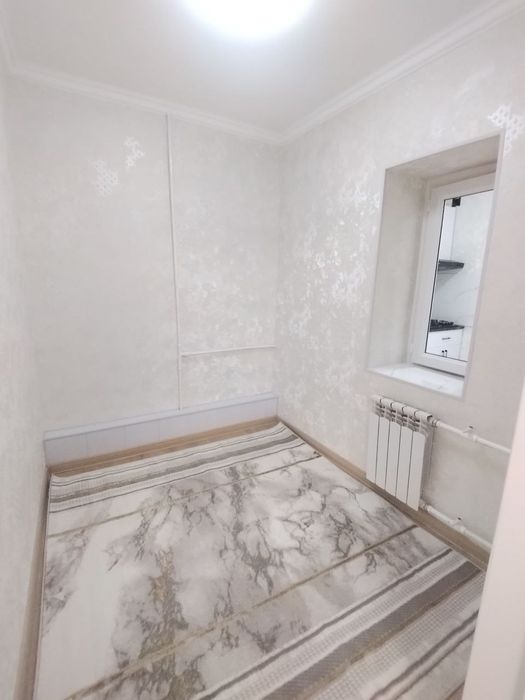 Сотилади Чилонзор Г9А квартал 2 хонали