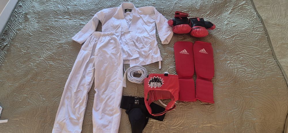 Продам кимоно для каратэ