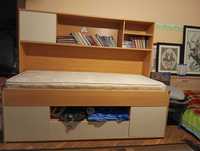Модул легло с шкафове и етажерки, с матрак. Много добро състояние !