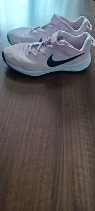 Adidași nike pentru alergare Revolution 6 Nn (PSV) DD1095 608 Roz