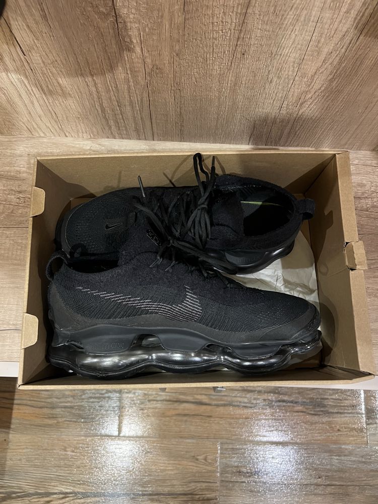 Nike Scorpion 43