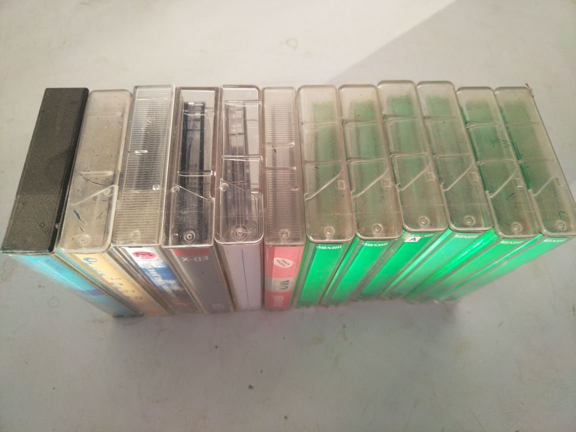 Чисто нови аудиокасети MAXELL UE 60
 MAXELL UE 60