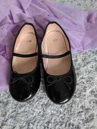 Pantofi/balerini negri de lac H&M mar 33