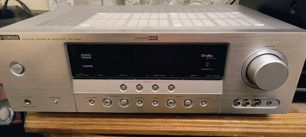 Vând Yamaha RX-V363