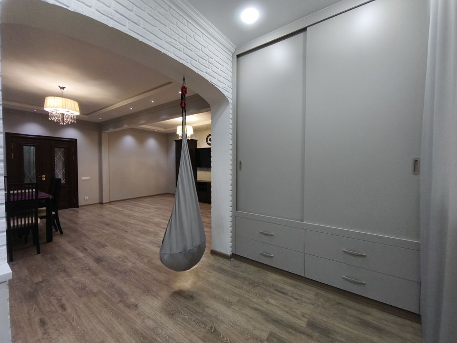 Своя.Карасу 4(3)/2/5, 92 кв.м.Евро, мебель, техника