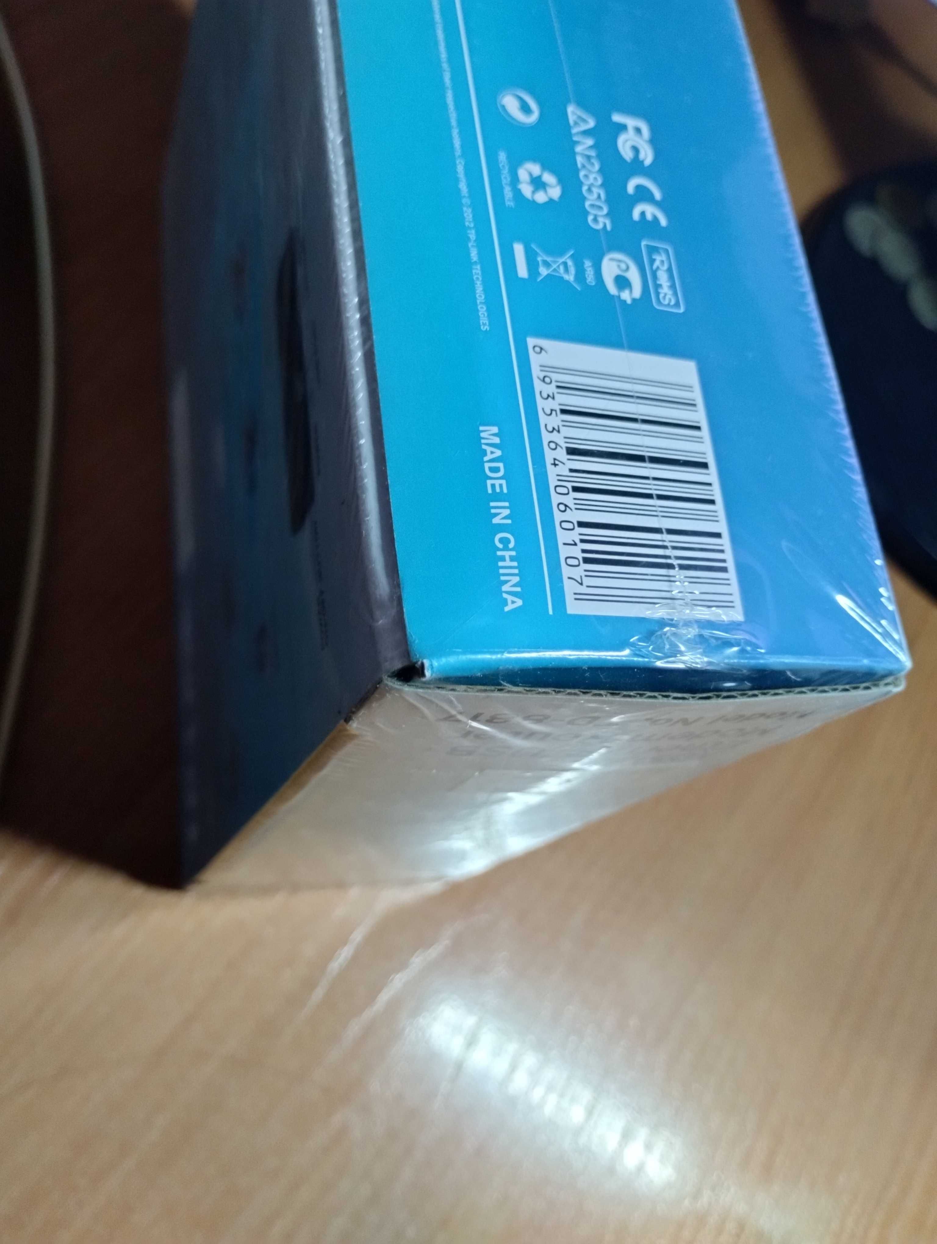 Маршрутизатор со встроенным модемом  TP-LINK TD-8817