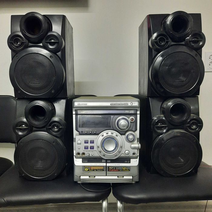 Музыкальный центр