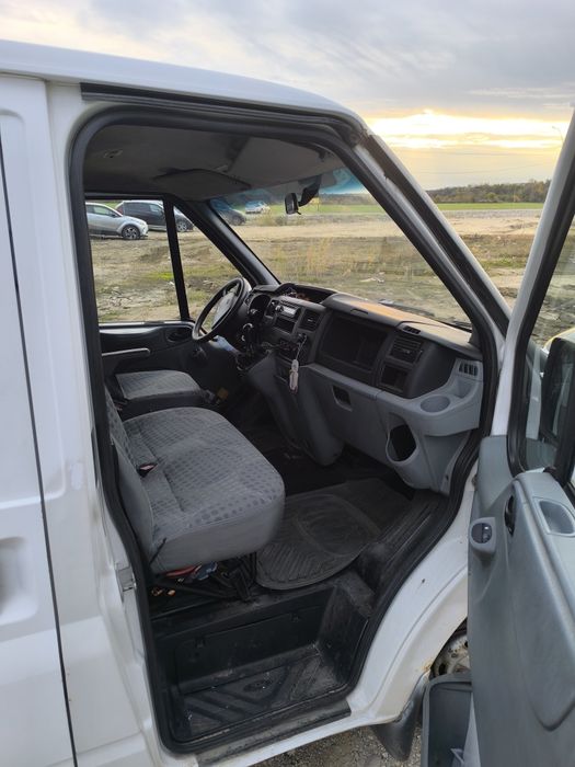 Vând Ford Tranzit 2011