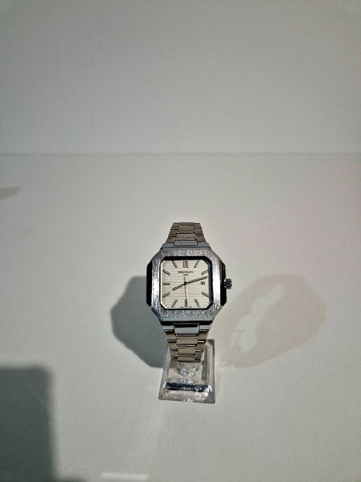 Ceas bărbătesc nou