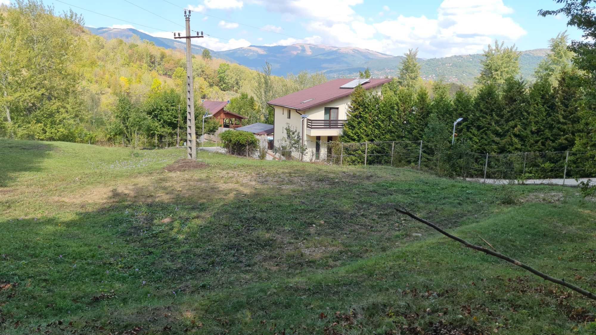 Vand teren intravilan, 2600 mp, in Breaza, Prahova.