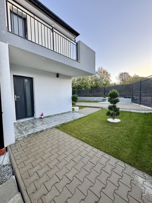 Propietar vand casa moderna complet utilata,mobilata si curte amenajat