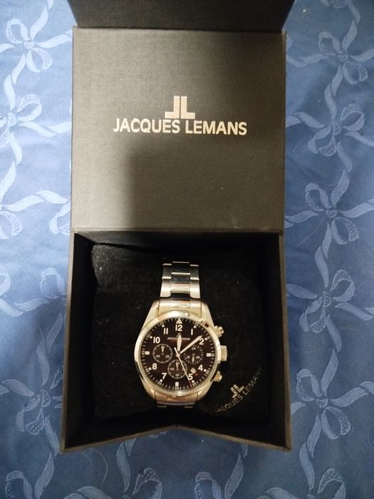 Часы Jacques Lemans