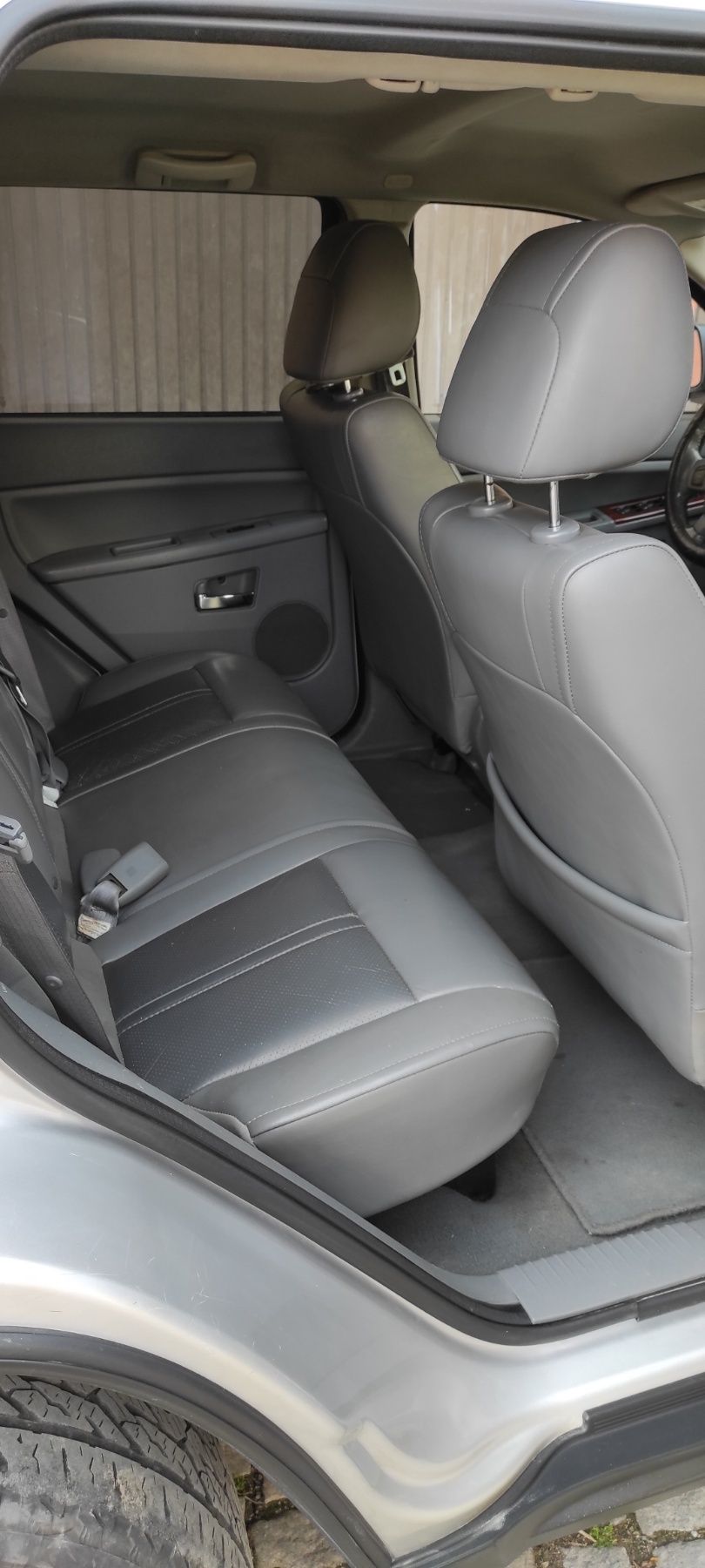 Продавам Jeep Grand Cherokee 3.0 CRD