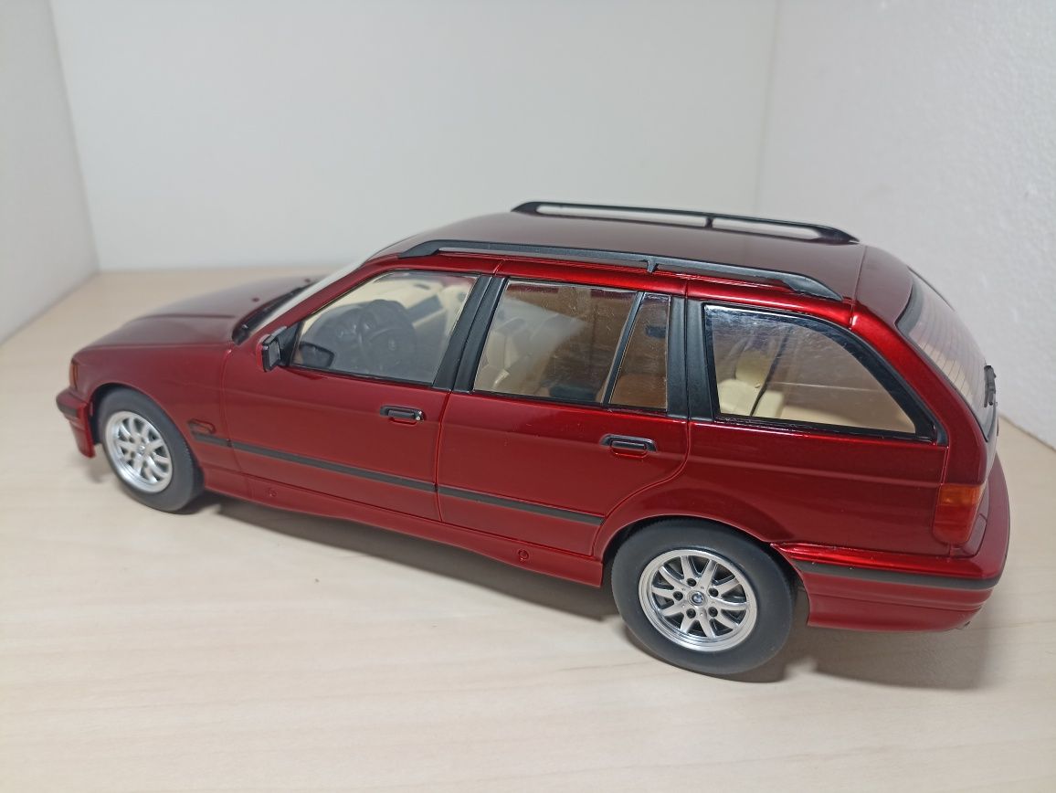 BMW 328i macheta auto la scara 1 18 model car group MCG