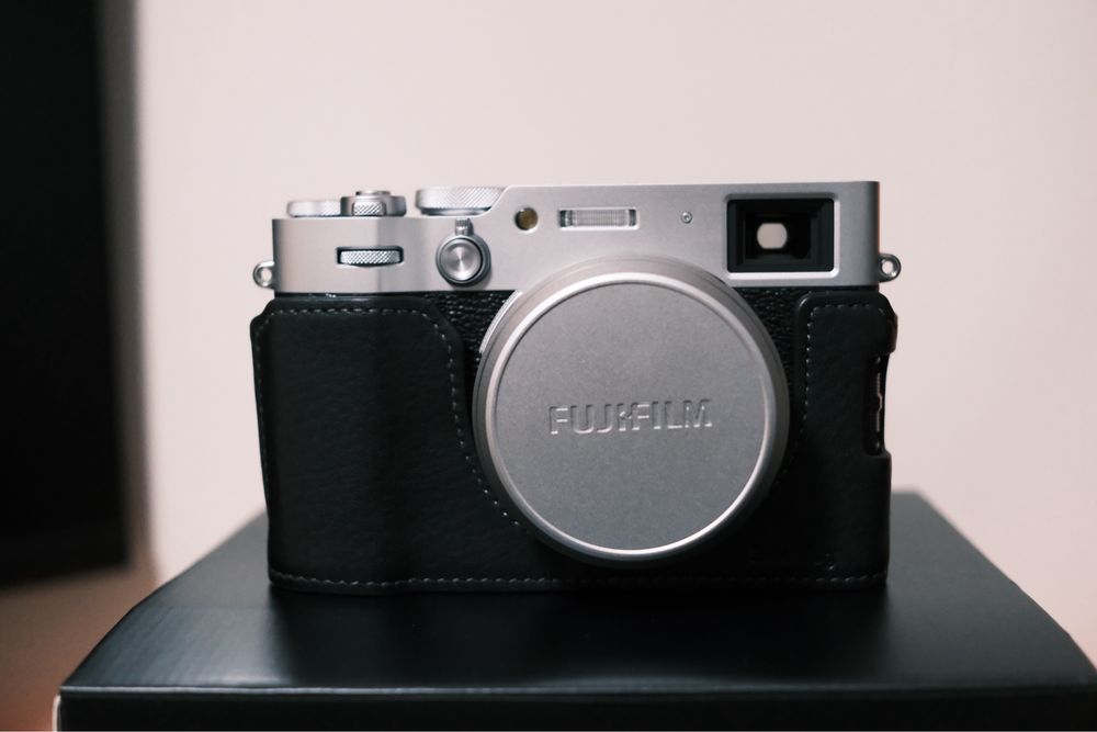 Fujifilm X100VI - отлично състояние