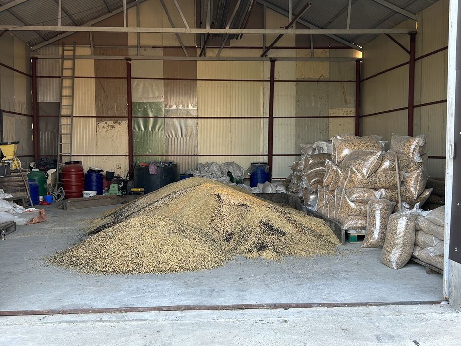 Cereale ( porumb , grau , orz , floare , amestec, mazare )