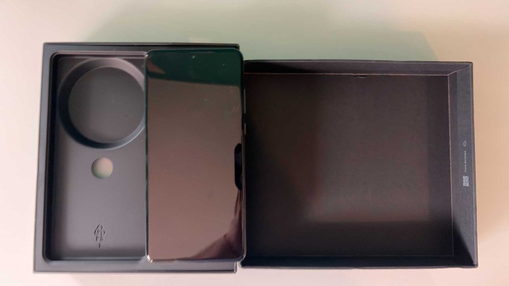 Продавам Vivo X200 Ultra – отлично състояние, закупен през август 2025