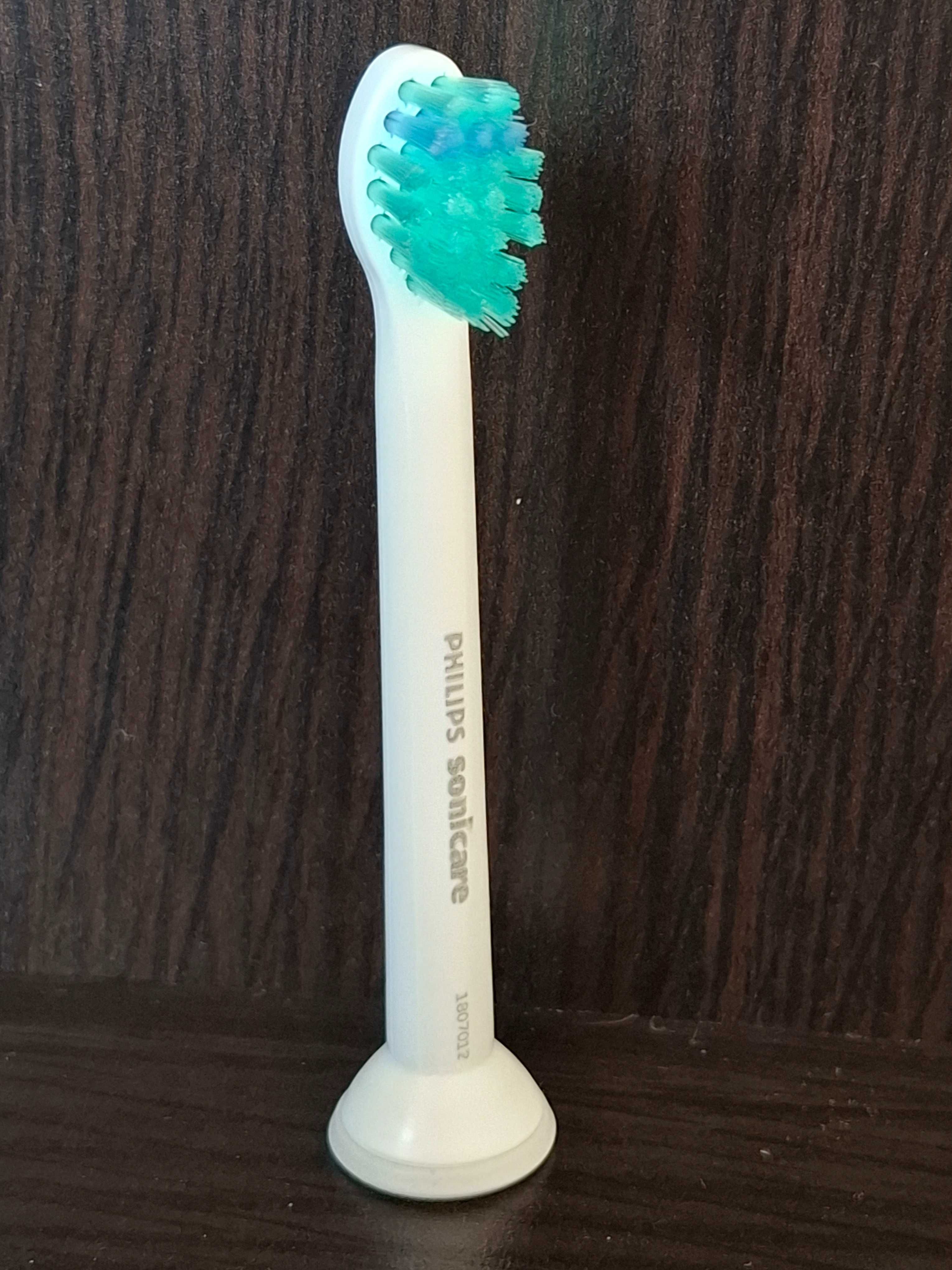 Детски Накрайници/ рез. глави за ел. четка за зъби Philips Sonicare