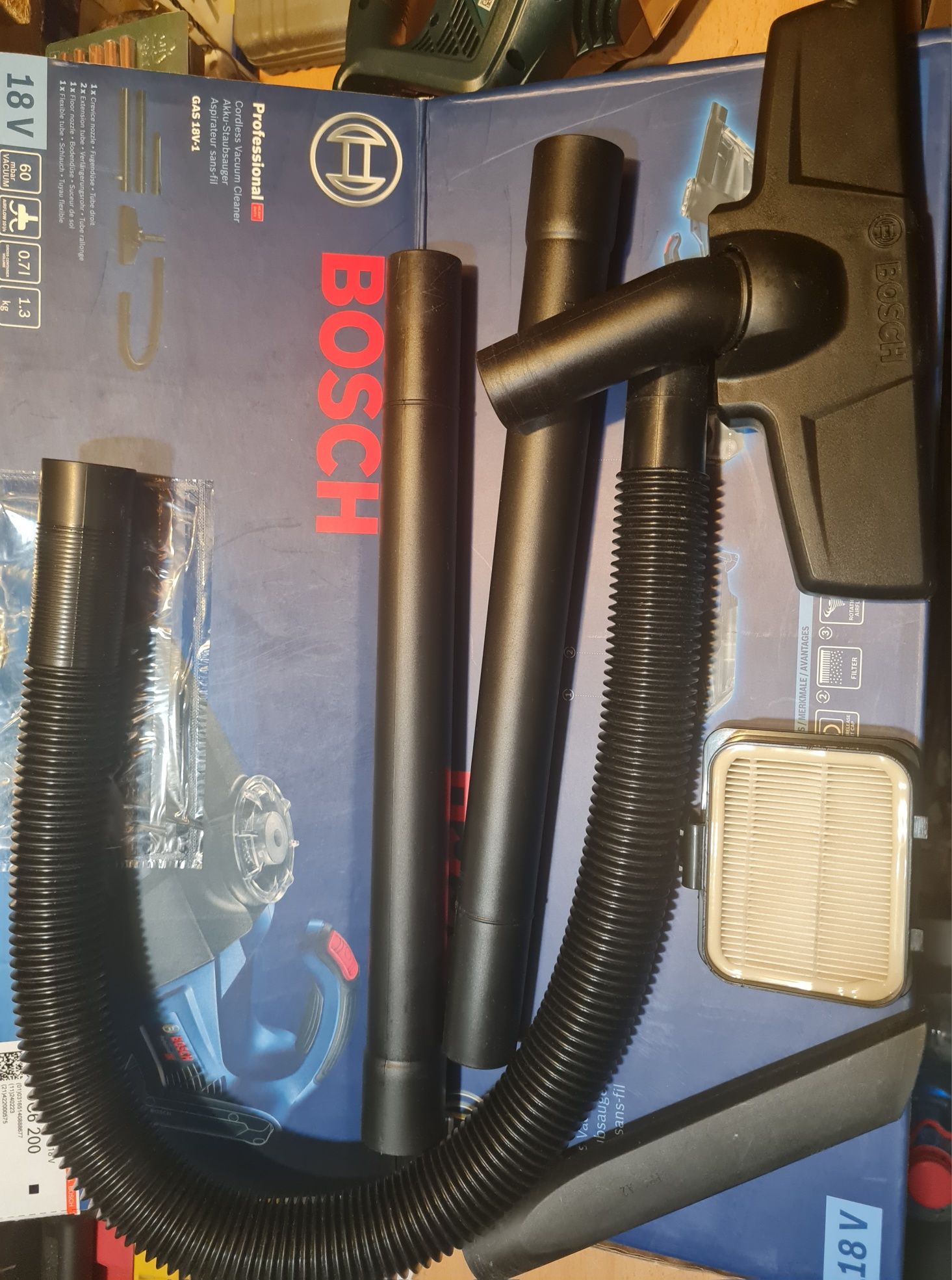 Aspirator bosch 18v