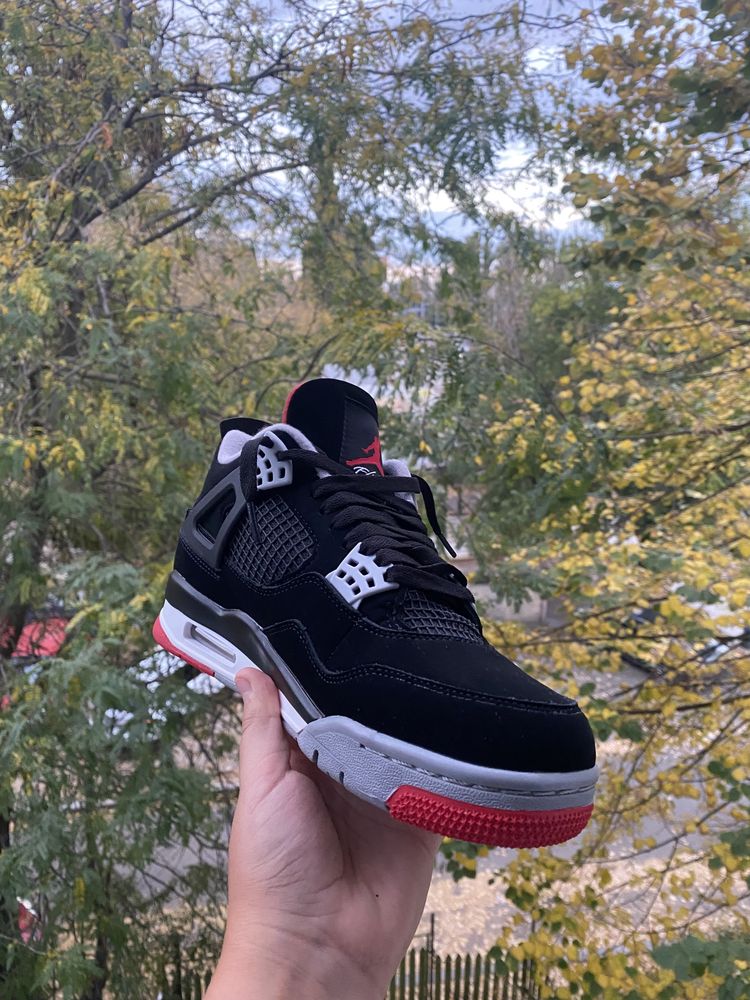 Jordan 4 Retro Bred (2019)