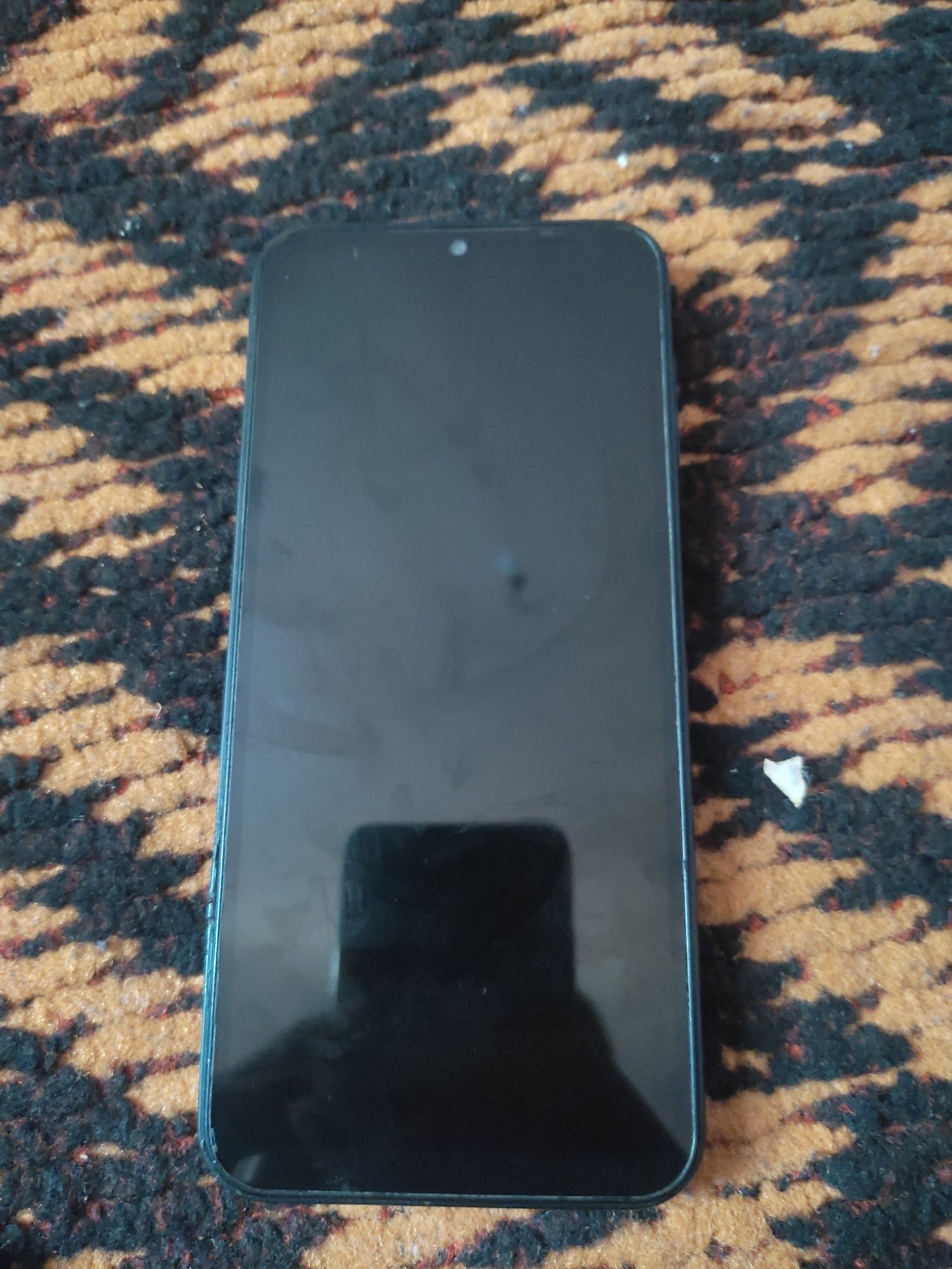 Samsung A14 4/64
Tel karobka yuq
Aybi faqat kamera ishlamedi
Teln