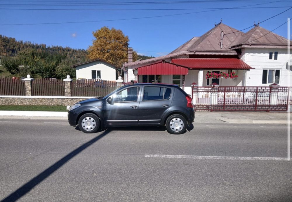 Sandero 2009 cu 66.000 Km, Nou
