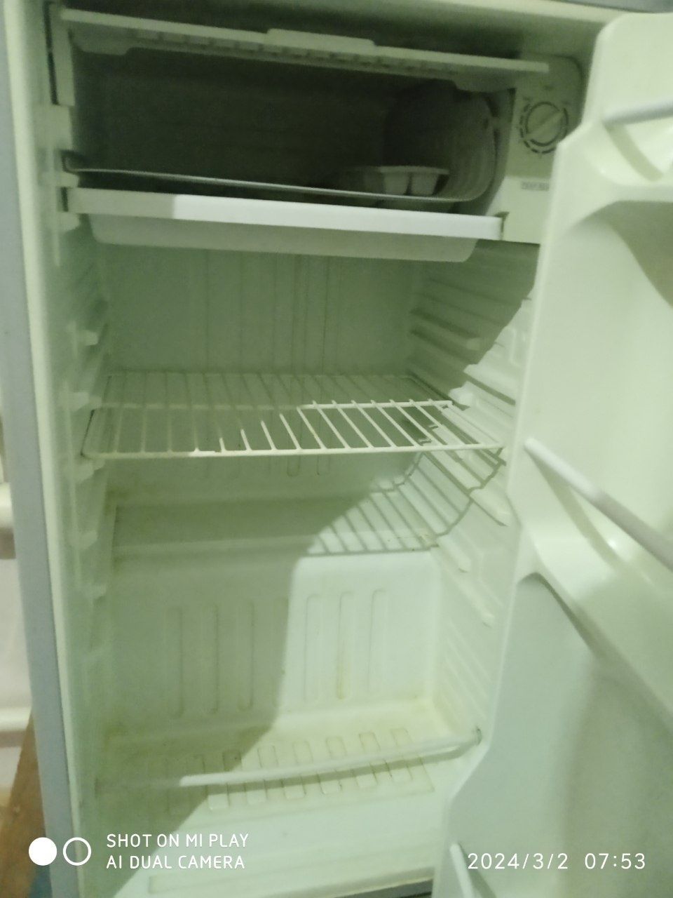 Холодилник Сатылады