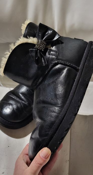 UGG Australia Mini Bailey Bow Crystal 38