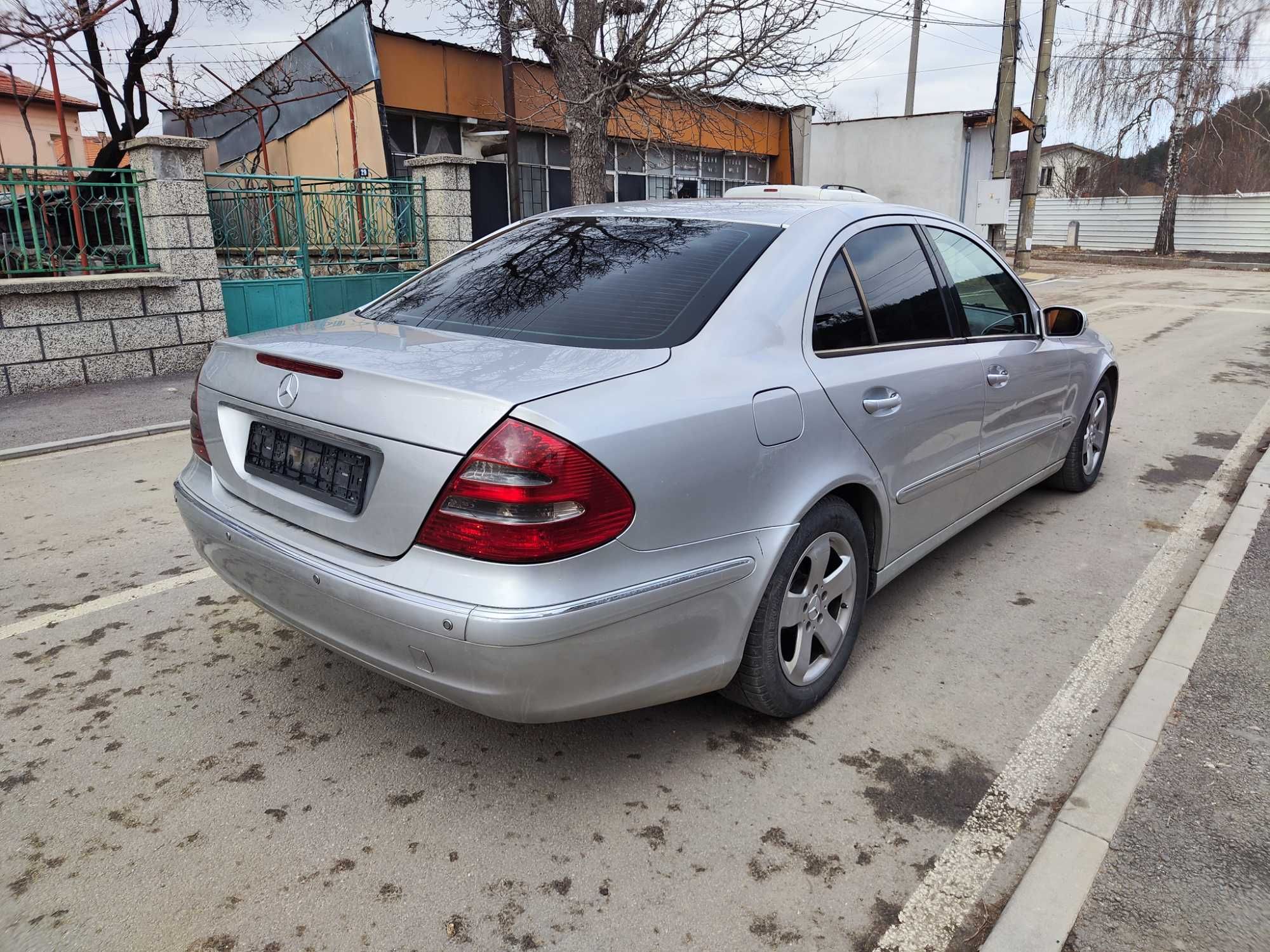НА ЧАСТИ W211 E class 280 cdi редови 2004 ляв волан