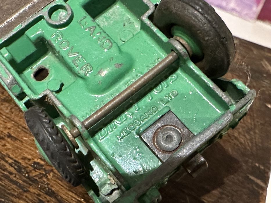 Masinute jucarie militare jeep land rover matchbox battle