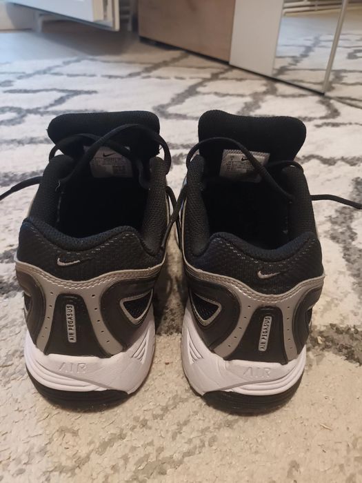 Nike air pegasus black