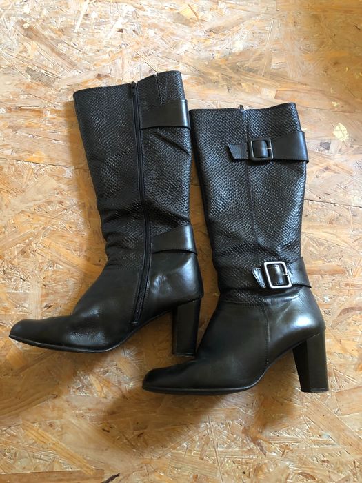 Cizme negre din piele cu puțin toc