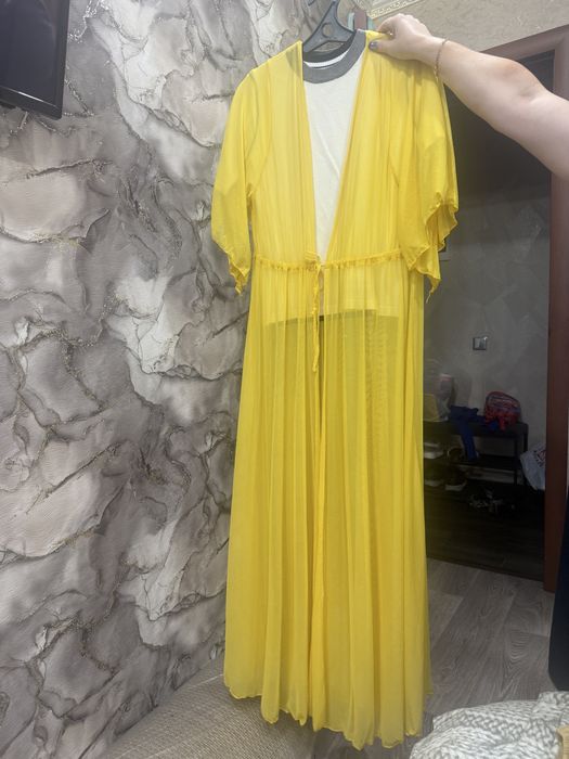 Парео - накидка на купльник