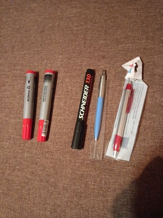 Химикалки  и моливи-1лв