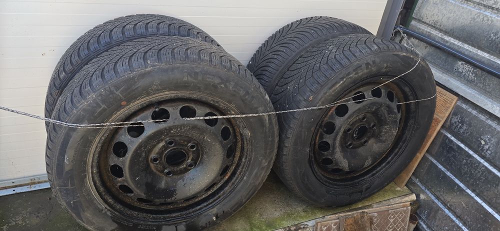 De vânzare Anvelope