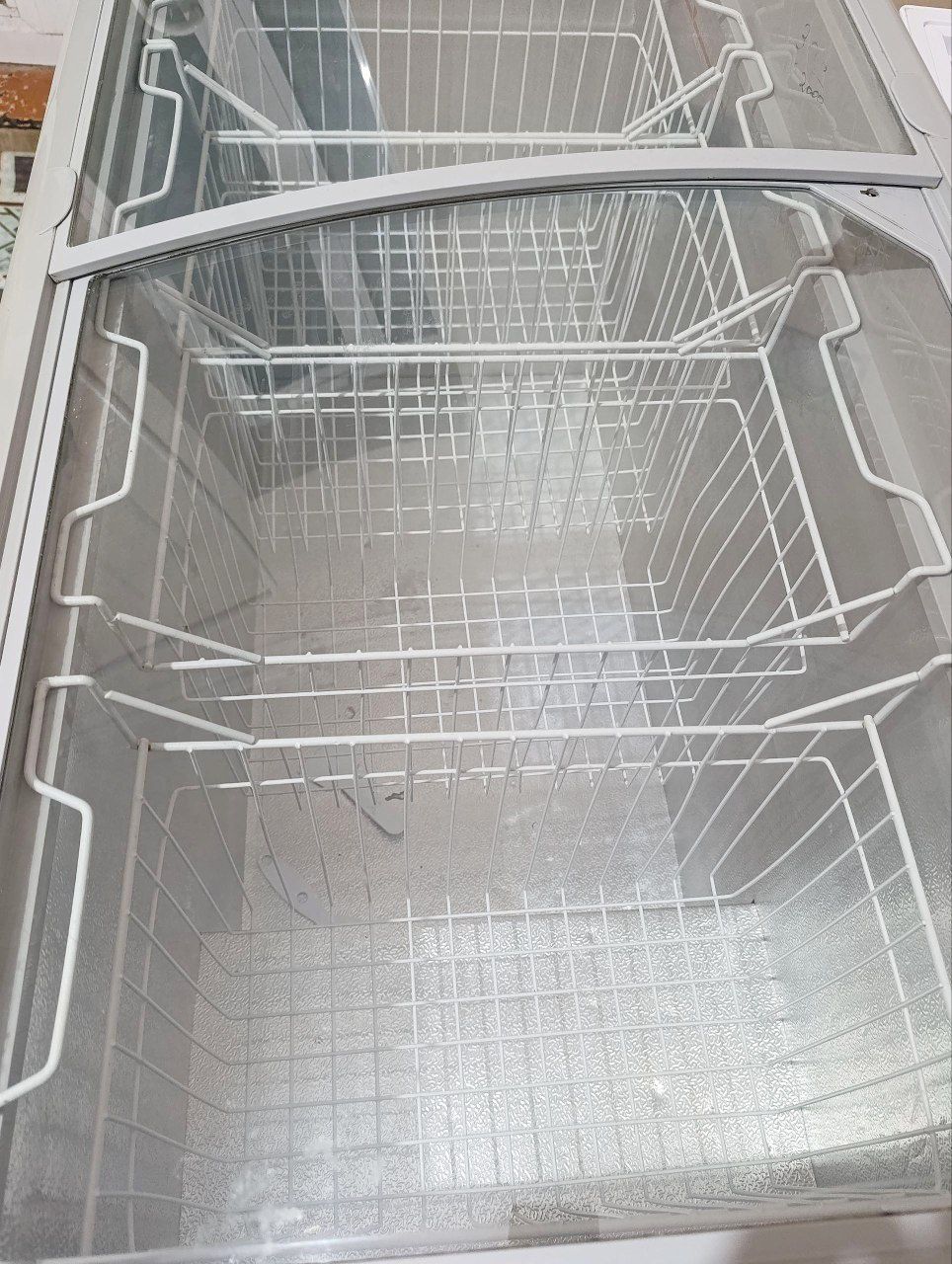 MUZLATGICH ZUDLIK BILAN SOTILADI. Magazin, do'konlar uchun juda yaxshi