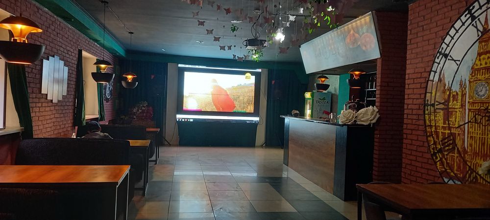 Продоется лед экран 4 миг питс