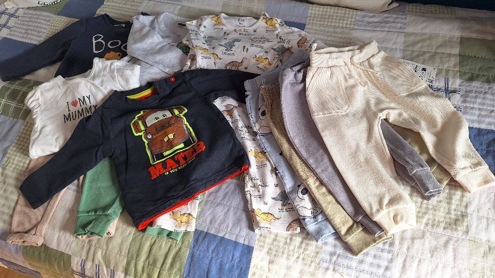 Lot numărul 80 băieți