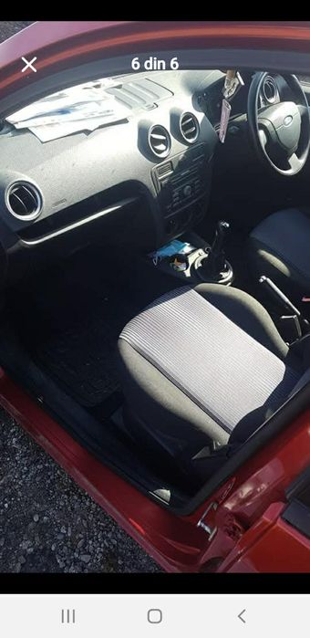 Dezmembrez Ford fusion