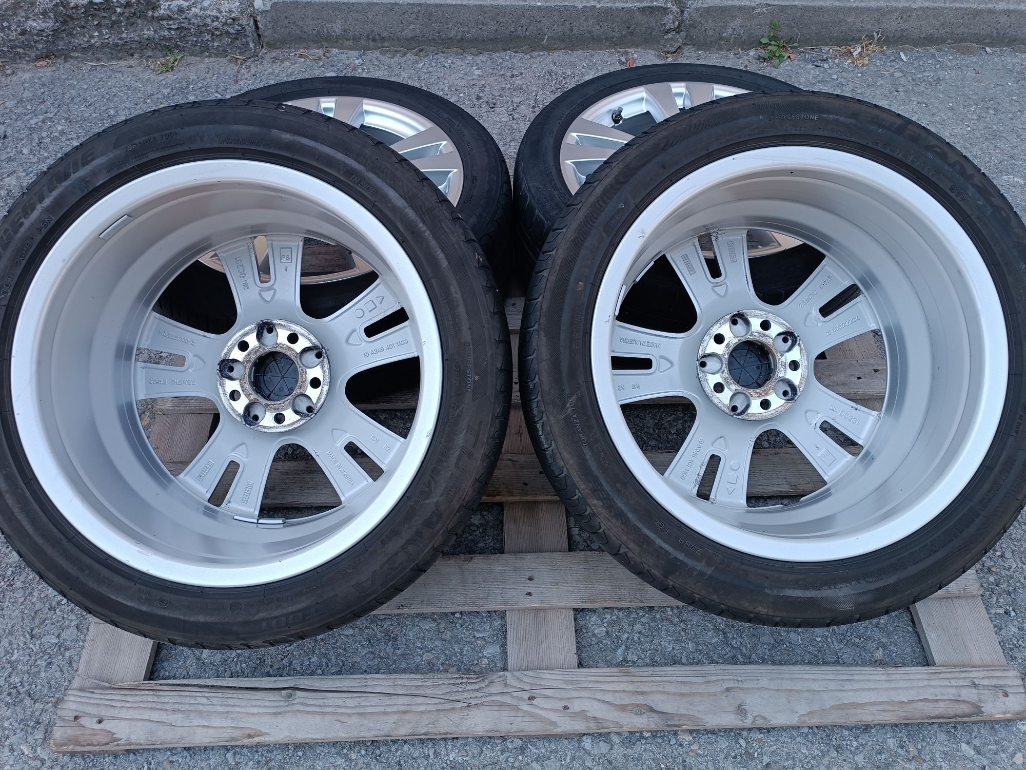 Лети джанти 17ки 5х112 Mercedes + летни гуми 225/45/17 Bridgestone