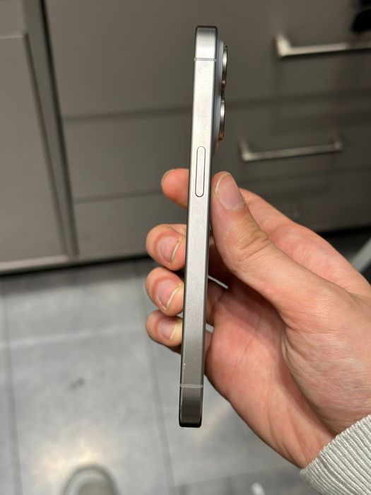 Iphone 15 pro 128 gb