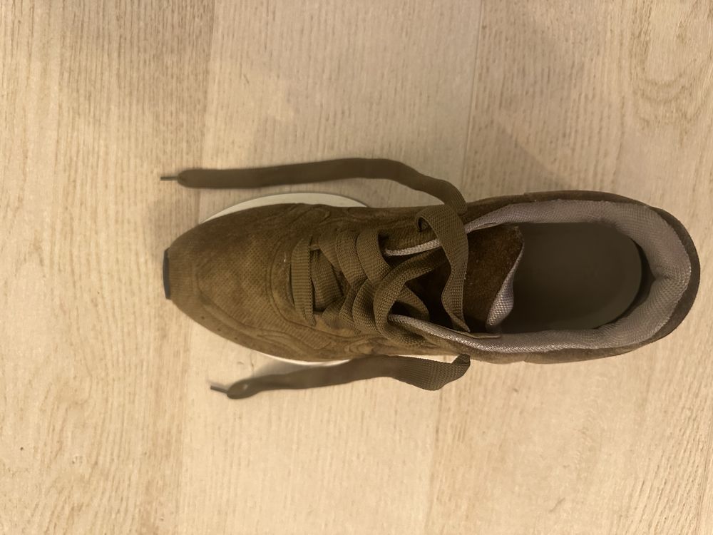 Alexander McQueen Sprint Runner Lace-Up Sneakers brown