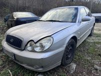 Hyundai Sonata 2.0i 131hp 2005г На Части