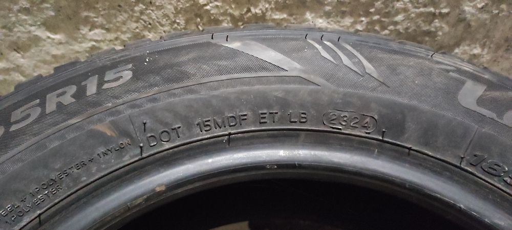 Зимни гуми 185 65 15 на 870км