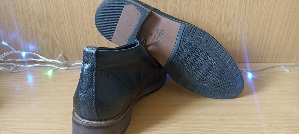 Мужская обувь продается