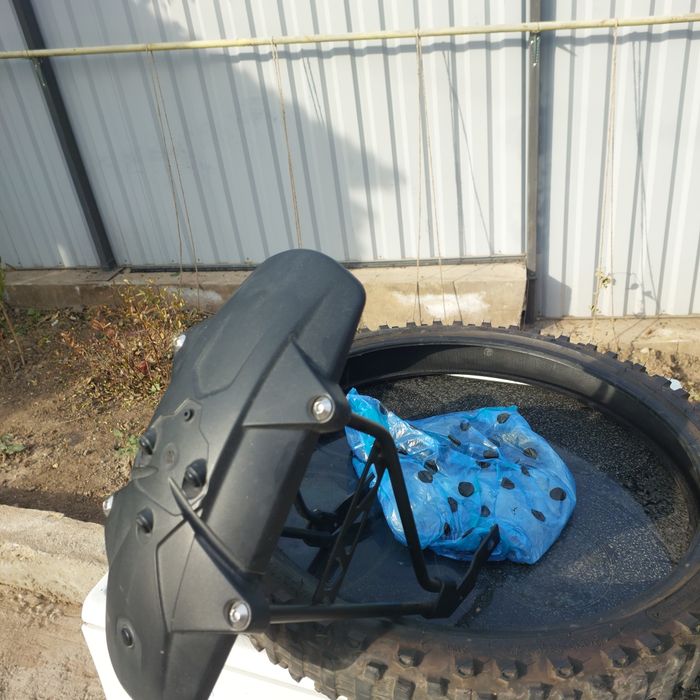 На сурон задней крыло звезду и цепь все оригинал